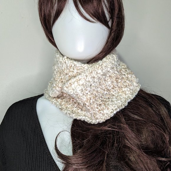 Hand Crafted Soft Cream Crochet Mini Infinity Scarf - Picture 1 of 3